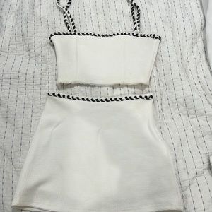 Really cute set, black and white, size S, worn once